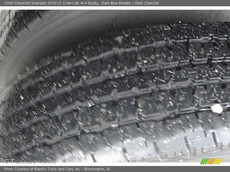 Dark Blue Metallic / Dark Charcoal 2006 Chevrolet Silverado 3500 LT Crew Cab 4x4 Dually