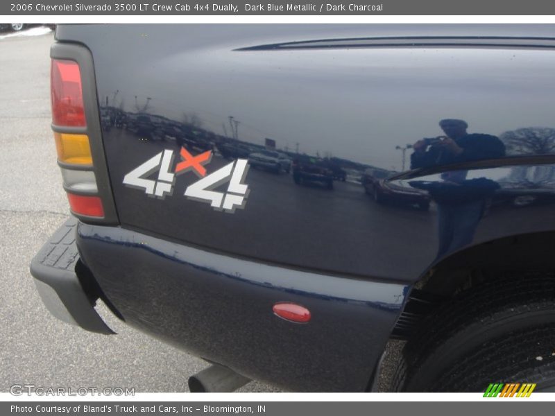 Dark Blue Metallic / Dark Charcoal 2006 Chevrolet Silverado 3500 LT Crew Cab 4x4 Dually