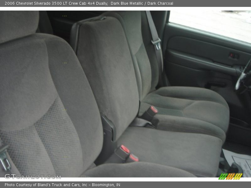 Dark Blue Metallic / Dark Charcoal 2006 Chevrolet Silverado 3500 LT Crew Cab 4x4 Dually