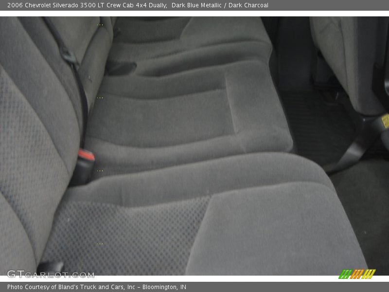 Dark Blue Metallic / Dark Charcoal 2006 Chevrolet Silverado 3500 LT Crew Cab 4x4 Dually