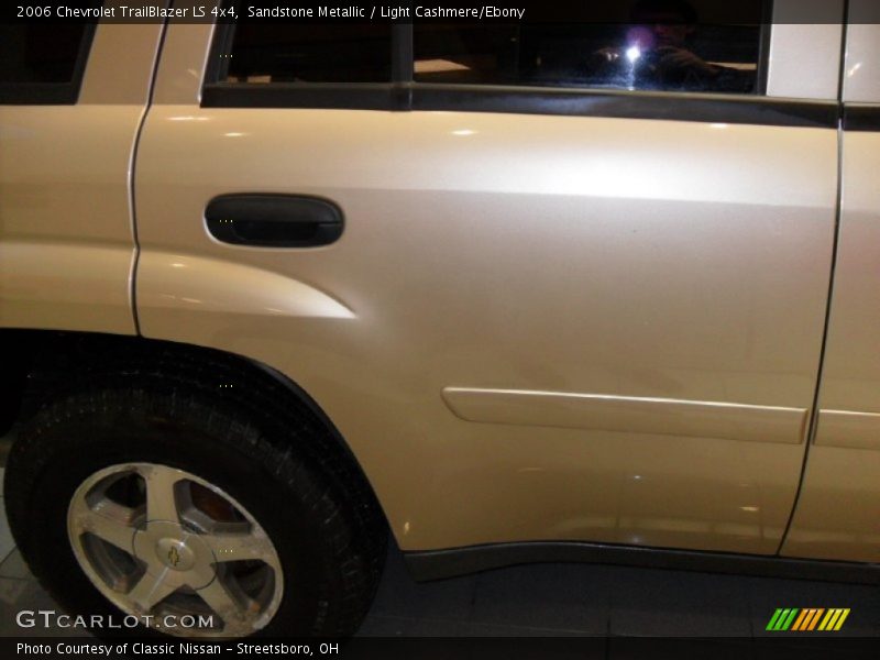 Sandstone Metallic / Light Cashmere/Ebony 2006 Chevrolet TrailBlazer LS 4x4