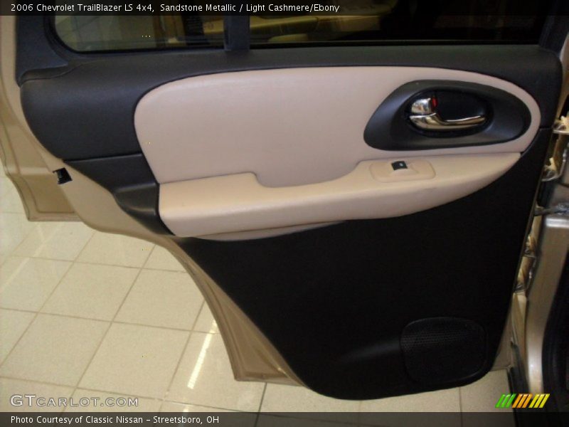 Sandstone Metallic / Light Cashmere/Ebony 2006 Chevrolet TrailBlazer LS 4x4