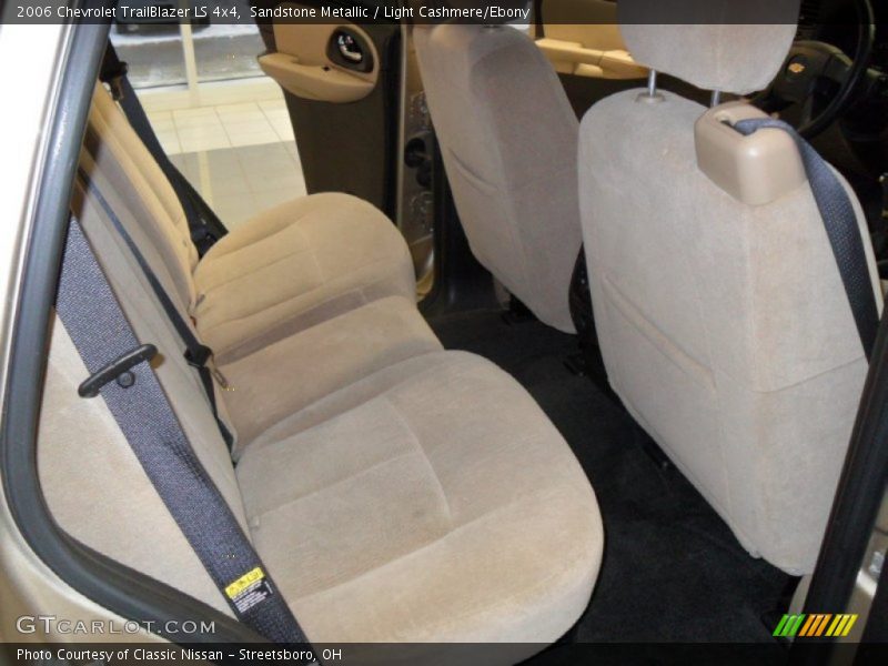 Sandstone Metallic / Light Cashmere/Ebony 2006 Chevrolet TrailBlazer LS 4x4