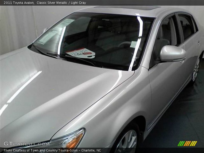 Classic Silver Metallic / Light Gray 2011 Toyota Avalon