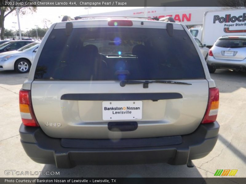 Champagne Pearl / Taupe 2001 Jeep Grand Cherokee Laredo 4x4