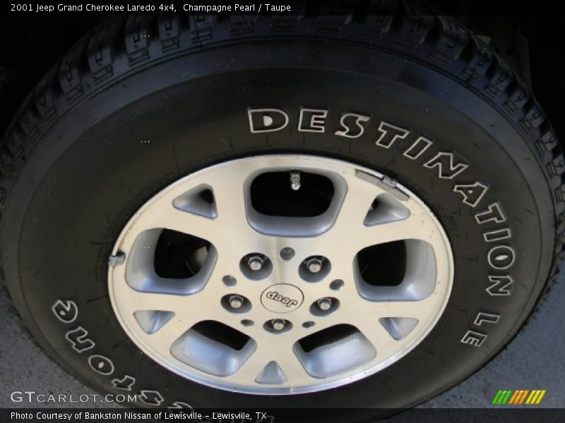 Champagne Pearl / Taupe 2001 Jeep Grand Cherokee Laredo 4x4