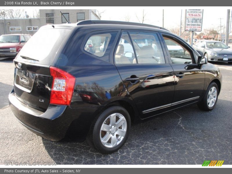 Black Cherry / Beige 2008 Kia Rondo LX