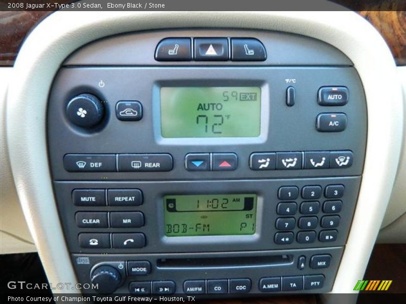 Controls of 2008 X-Type 3.0 Sedan