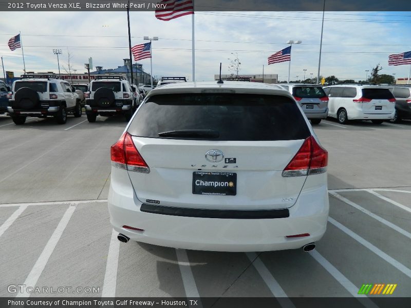 Blizzard White Pearl / Ivory 2012 Toyota Venza XLE