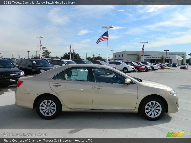 Sandy Beach Metallic / Ivory 2012 Toyota Camry L