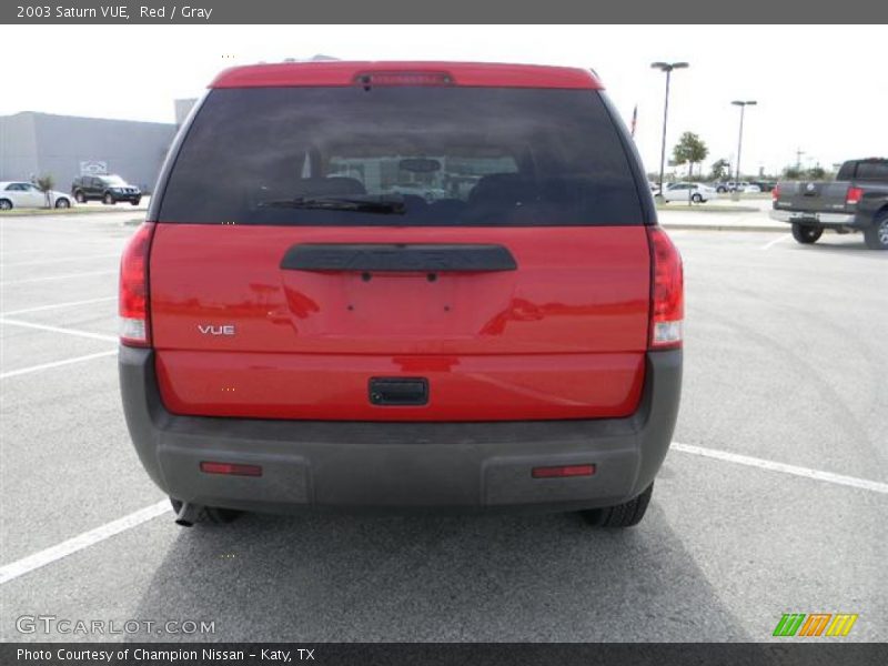 Red / Gray 2003 Saturn VUE
