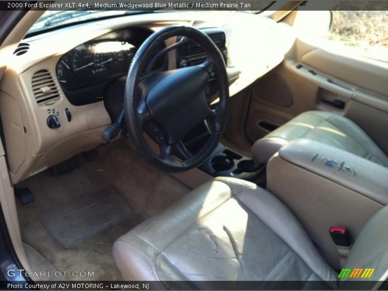 Medium Wedgewood Blue Metallic / Medium Prairie Tan 2000 Ford Explorer XLT 4x4