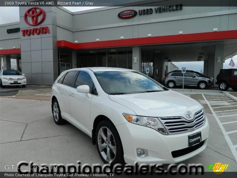 Blizzard Pearl / Gray 2009 Toyota Venza V6 AWD