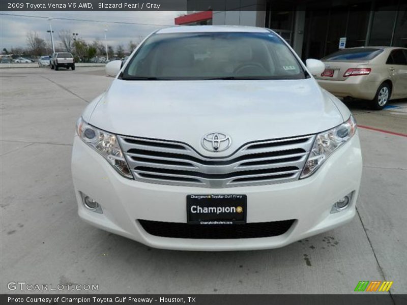 Blizzard Pearl / Gray 2009 Toyota Venza V6 AWD