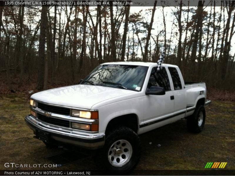 White / Blue 1995 Chevrolet C/K K1500 Silverado Z71 Extended Cab 4x4
