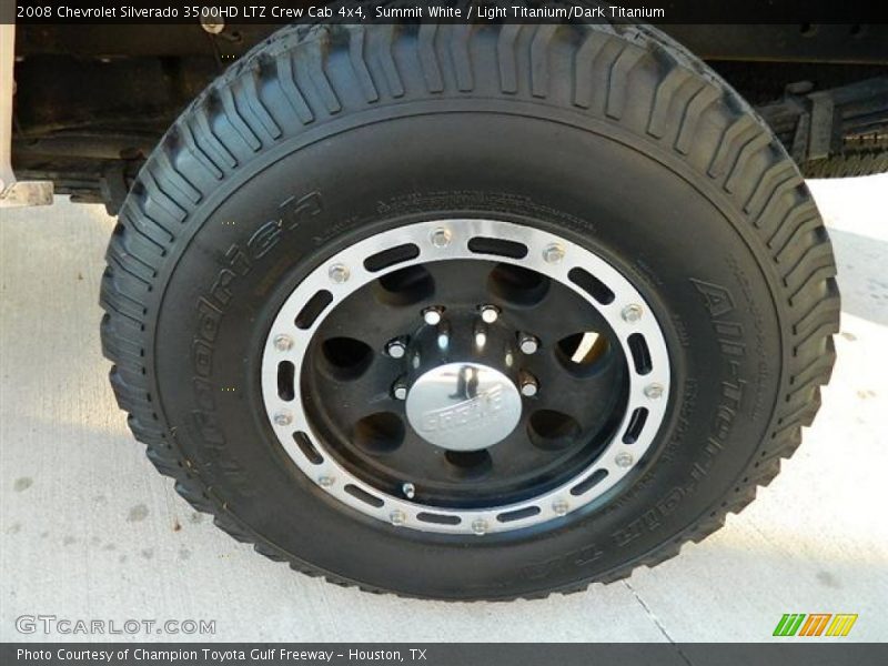 Custom Wheels of 2008 Silverado 3500HD LTZ Crew Cab 4x4