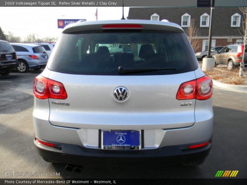 Reflex Silver Metallic / Clay Grey 2009 Volkswagen Tiguan SE