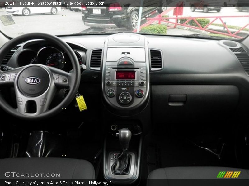 Shadow Black / Black Soul Logo Cloth 2011 Kia Soul +