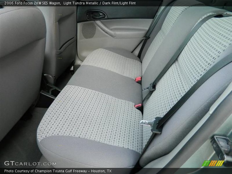  2006 Focus ZXW SES Wagon Dark Flint/Light Flint Interior