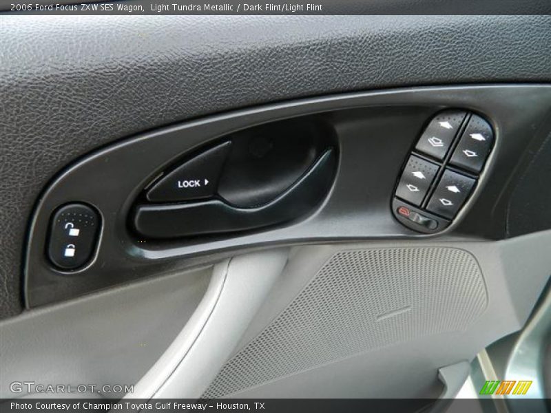 Light Tundra Metallic / Dark Flint/Light Flint 2006 Ford Focus ZXW SES Wagon