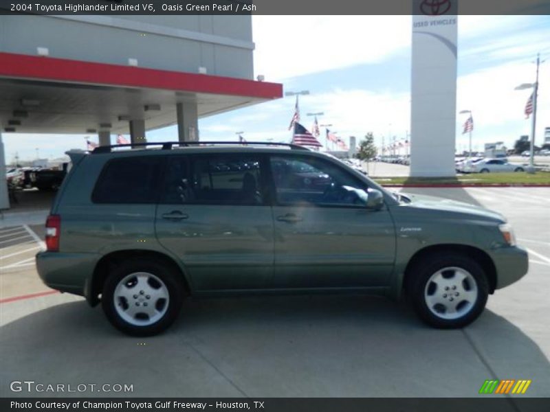 Oasis Green Pearl / Ash 2004 Toyota Highlander Limited V6