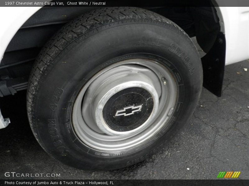 Ghost White / Neutral 1997 Chevrolet Astro Cargo Van