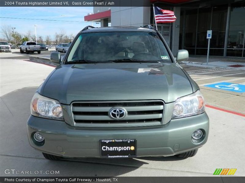 Oasis Green Pearl / Ash 2004 Toyota Highlander Limited V6