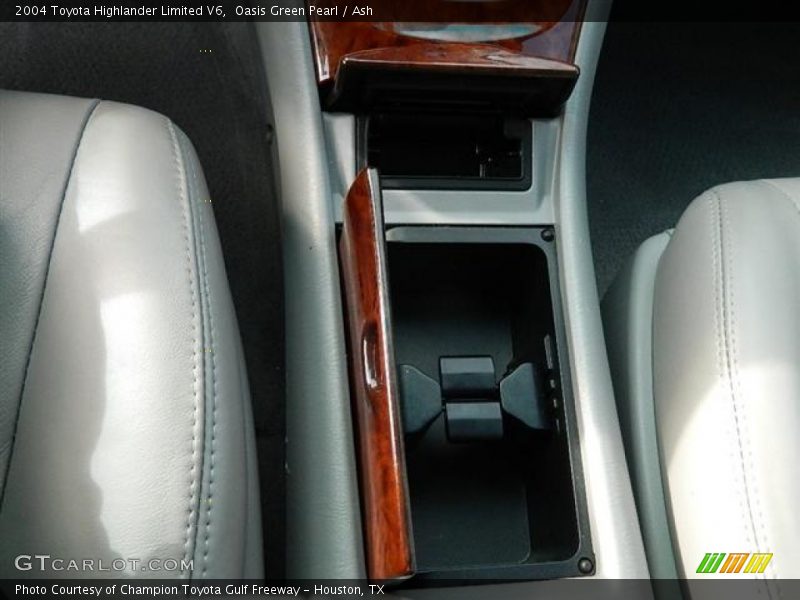 Oasis Green Pearl / Ash 2004 Toyota Highlander Limited V6