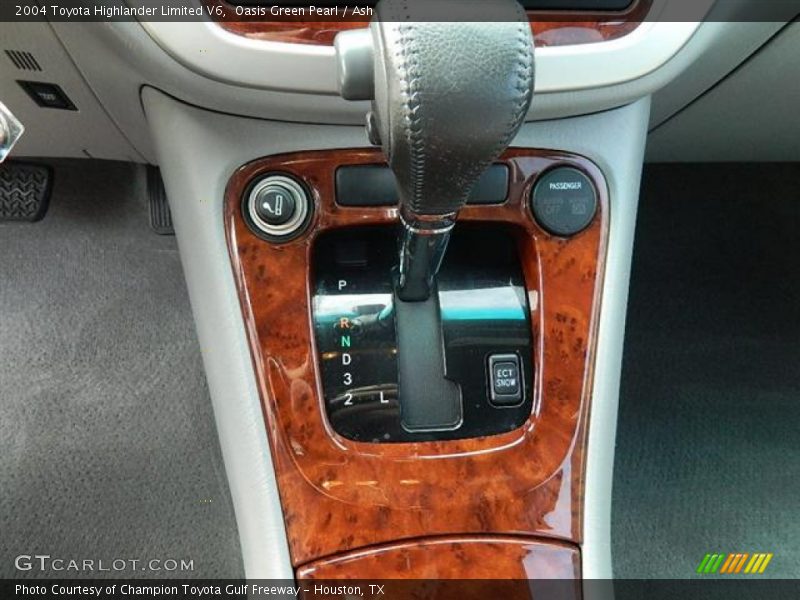 Oasis Green Pearl / Ash 2004 Toyota Highlander Limited V6