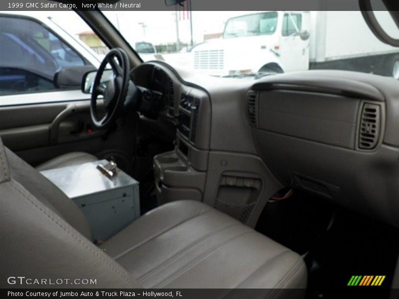 Dashboard of 1999 Safari Cargo