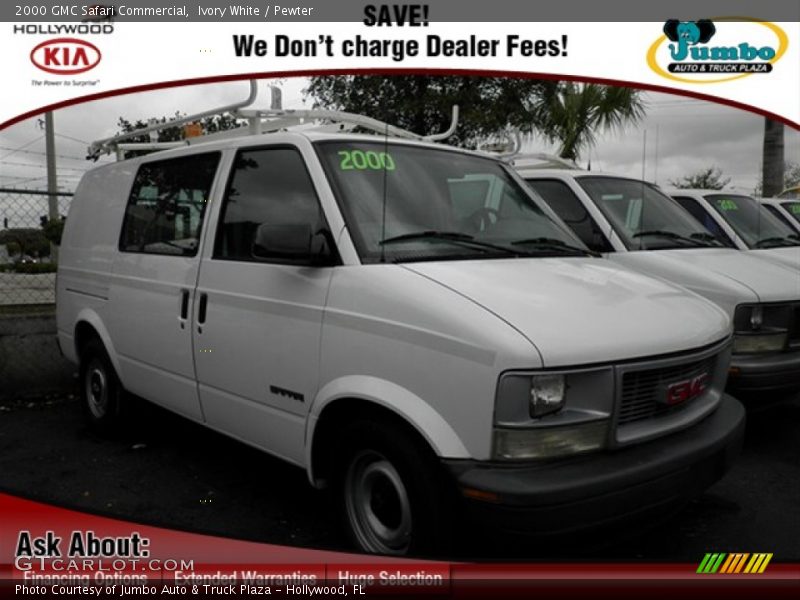 Ivory White / Pewter 2000 GMC Safari Commercial