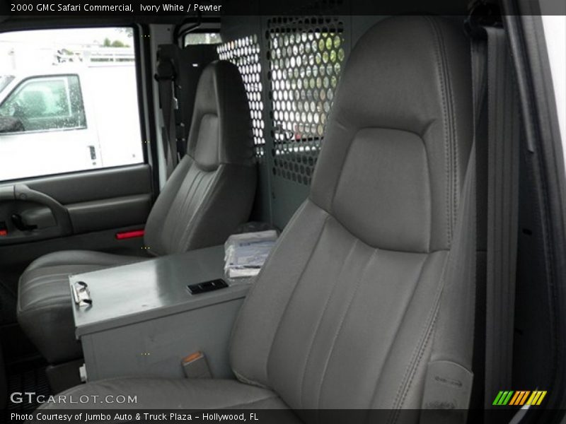  2000 Safari Commercial Pewter Interior