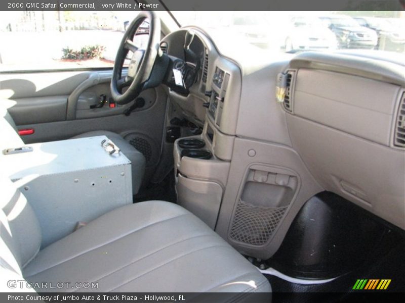 Ivory White / Pewter 2000 GMC Safari Commercial