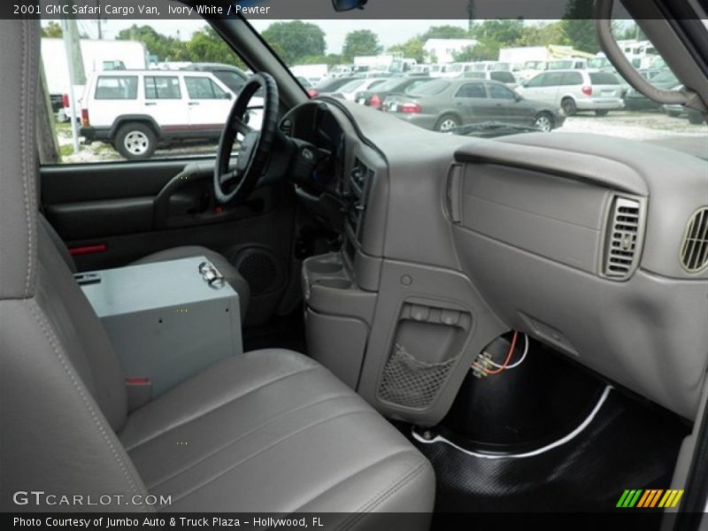 Ivory White / Pewter 2001 GMC Safari Cargo Van