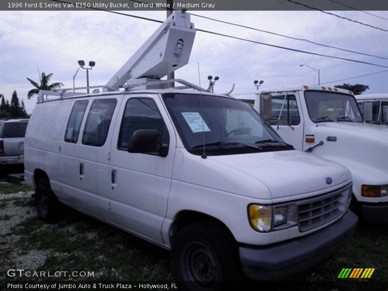 Oxford White / Medium Gray 1996 Ford E Series Van E350 Utility Bucket