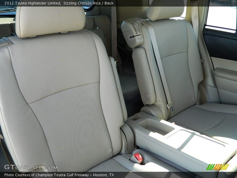 Sizzling Crimson Mica / Black 2012 Toyota Highlander Limited