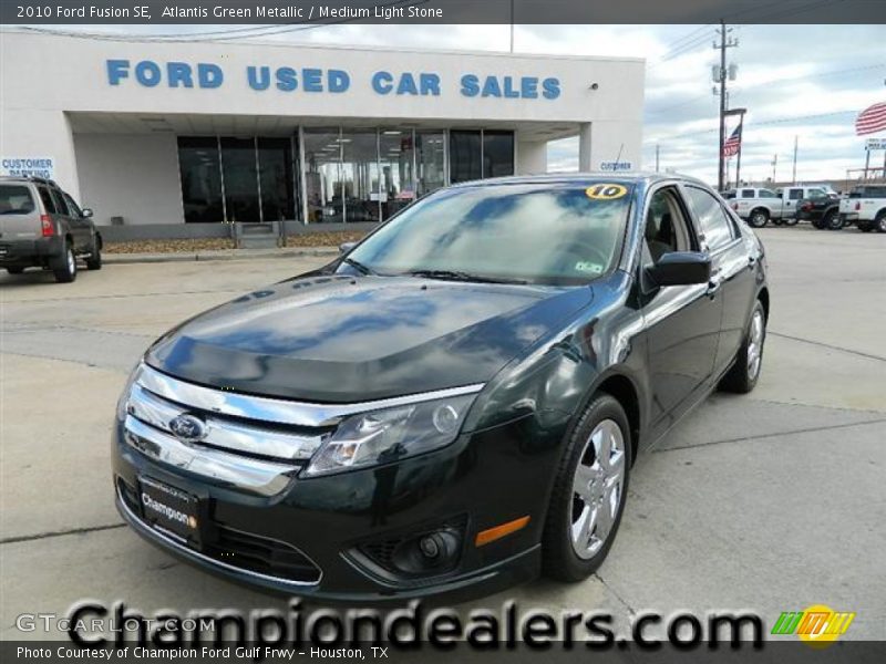 Atlantis Green Metallic / Medium Light Stone 2010 Ford Fusion SE