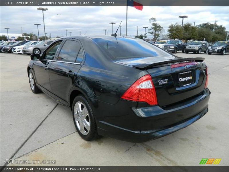 Atlantis Green Metallic / Medium Light Stone 2010 Ford Fusion SE