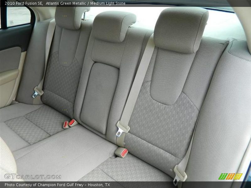 Atlantis Green Metallic / Medium Light Stone 2010 Ford Fusion SE