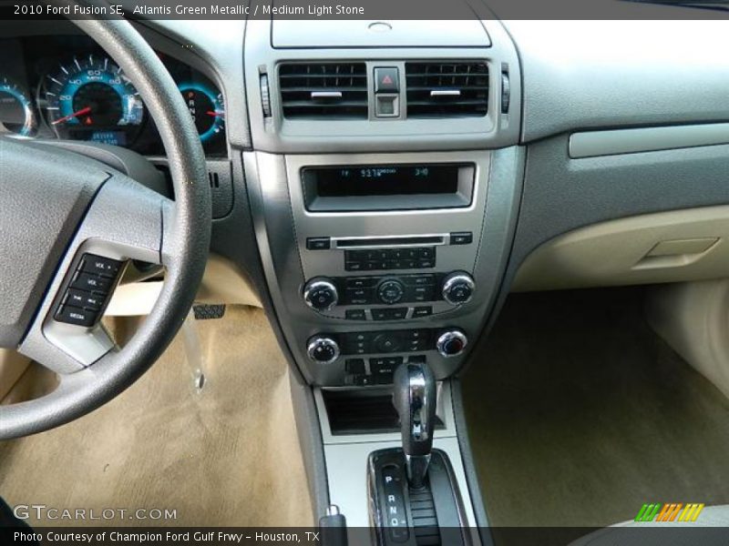 Atlantis Green Metallic / Medium Light Stone 2010 Ford Fusion SE