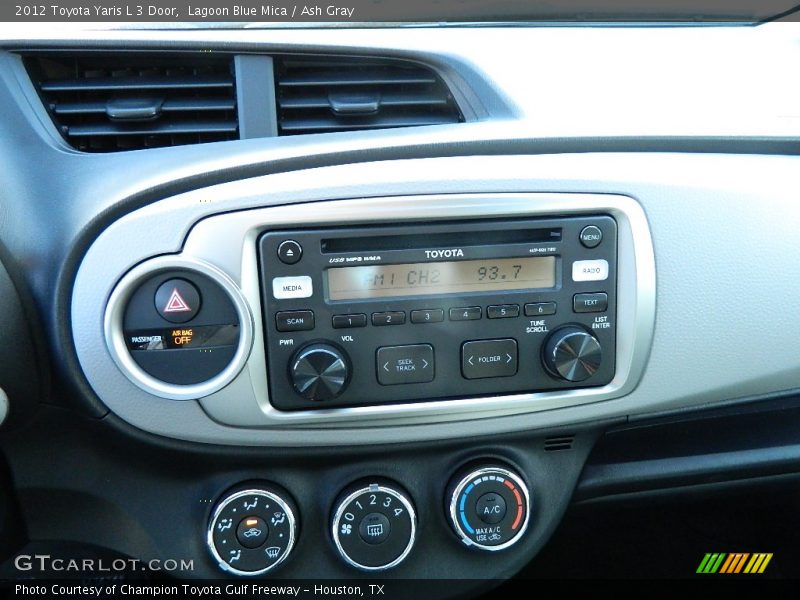 Controls of 2012 Yaris L 3 Door