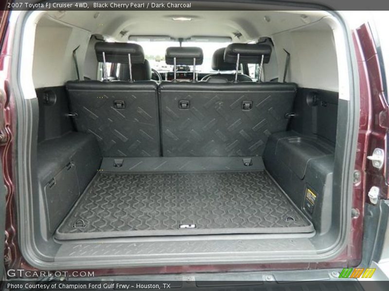  2007 FJ Cruiser 4WD Trunk