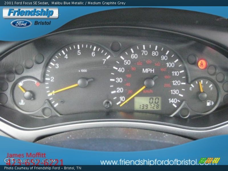 Malibu Blue Metallic / Medium Graphite Grey 2001 Ford Focus SE Sedan