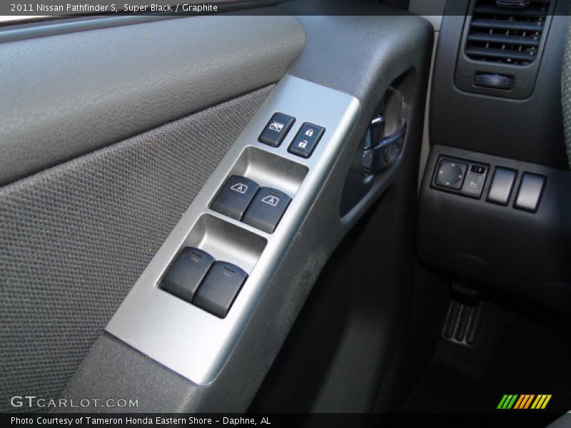 Super Black / Graphite 2011 Nissan Pathfinder S