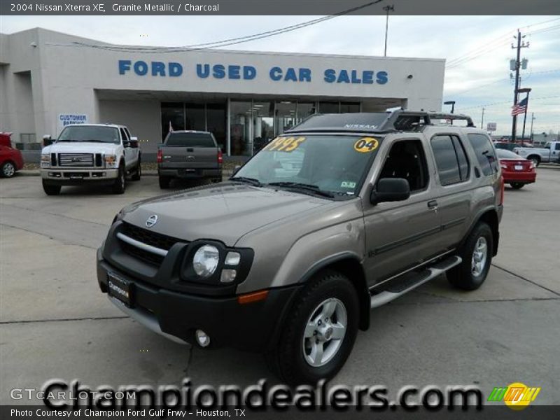 Granite Metallic / Charcoal 2004 Nissan Xterra XE