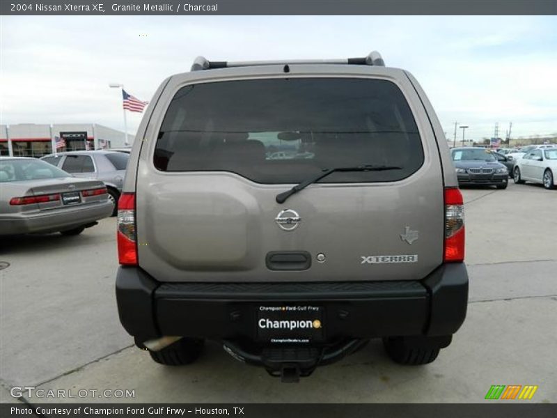 Granite Metallic / Charcoal 2004 Nissan Xterra XE