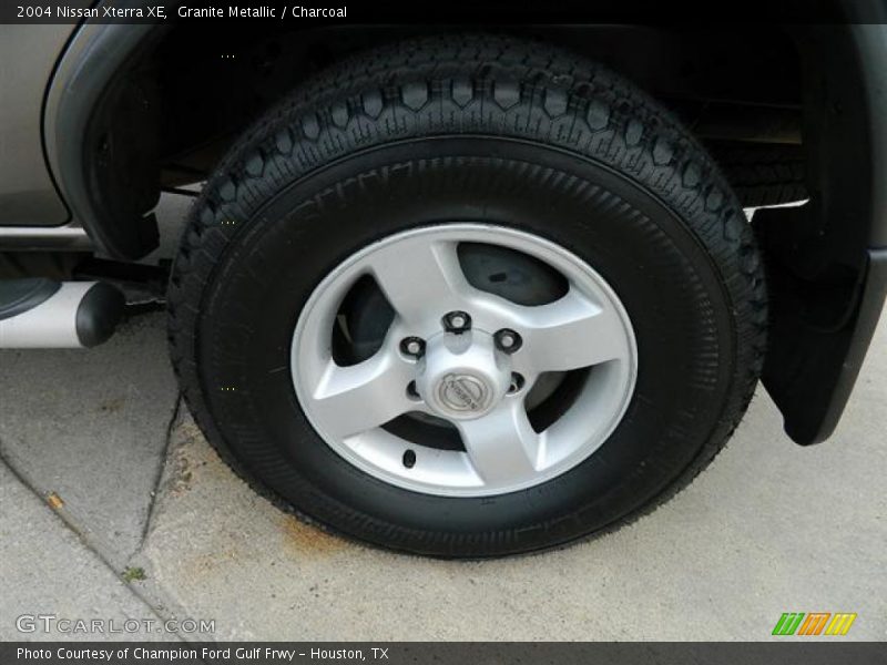 Granite Metallic / Charcoal 2004 Nissan Xterra XE