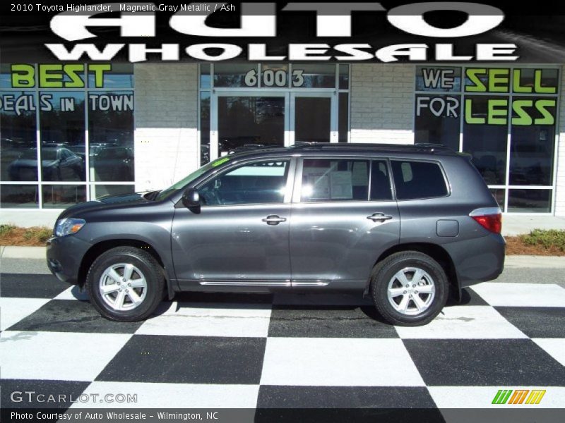 Magnetic Gray Metallic / Ash 2010 Toyota Highlander