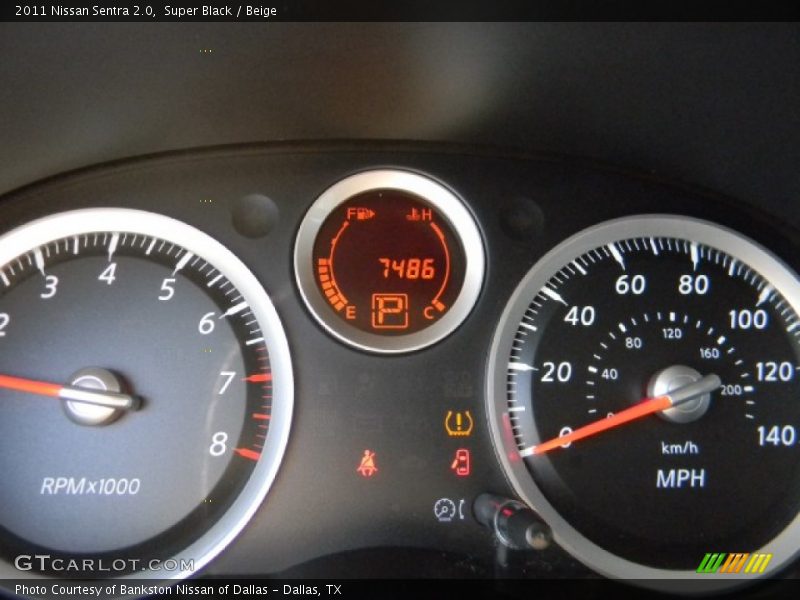 Super Black / Beige 2011 Nissan Sentra 2.0