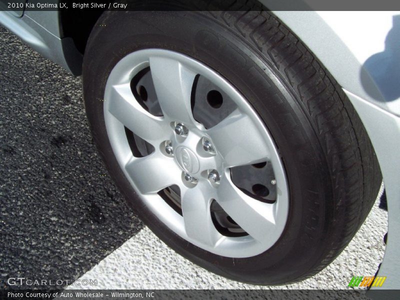 Bright Silver / Gray 2010 Kia Optima LX